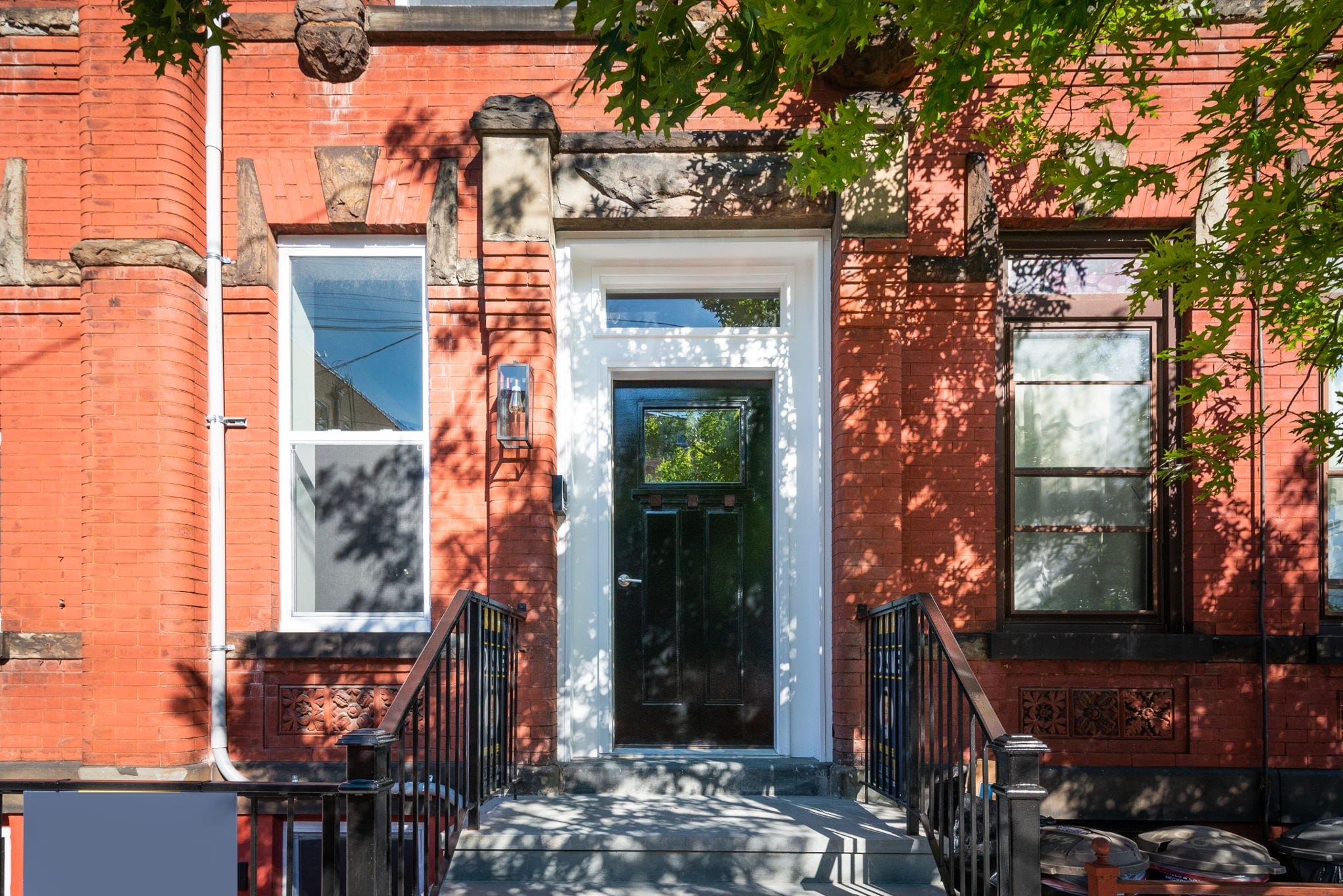 966 Summit Avenue, Jersey City Heights