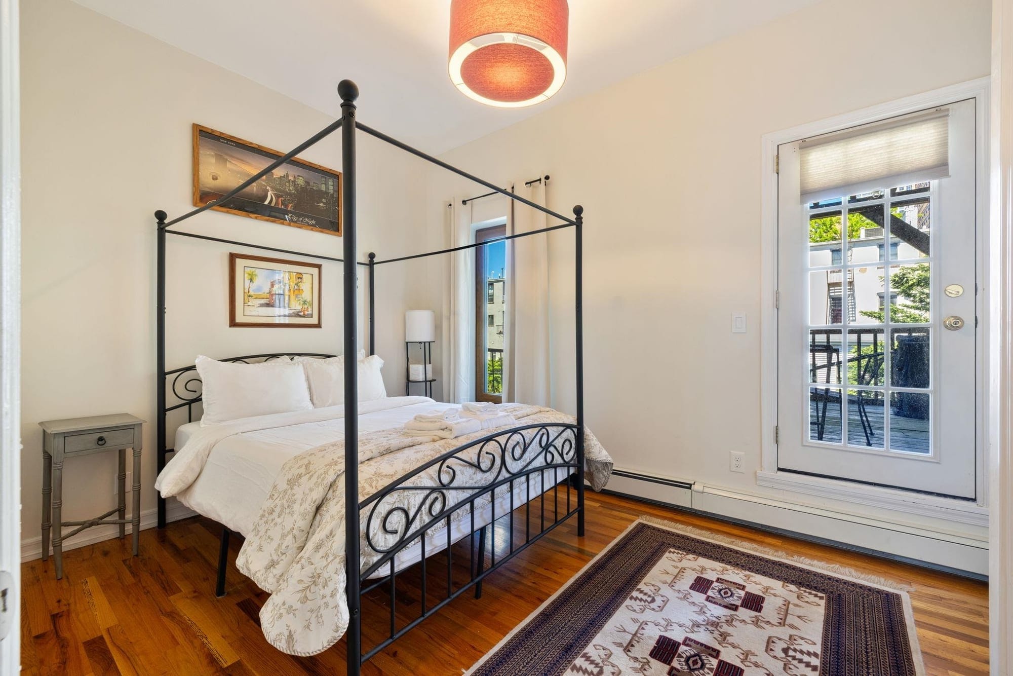 132 Sussex Street, Residence 2A — image 3
