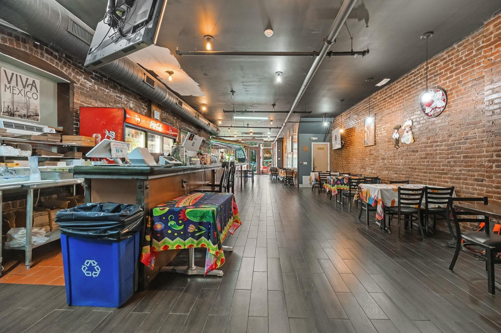 328 Montgomery Street — image 2.2